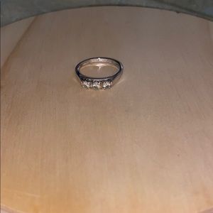 Sterling Silver Ring with Clear Rinestones